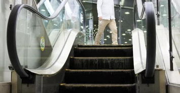 世界上最短的电梯,只有四五层台阶的高度,日本人都说很方便 