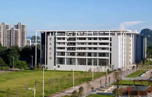 你好,柳州工学院 教育部同意广西科技大学鹿山学院转设更名