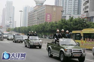 广州三军纠察队上街查车 严打军车违章军人染发 