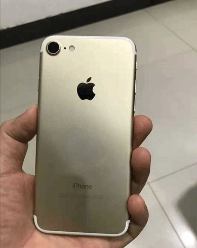 网友买的二手iPhone7,秒变iPhone6,到底怎么回事