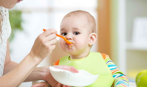 哪些食物不适合1岁内宝宝食用 医生 这7种食物应该拒绝