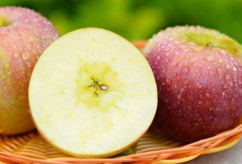 苹果晚上吃反而是 慢性自杀 吃对了才能身体健康,补充好营养