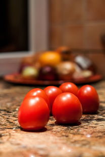 番茄烧土豆怎么做？三步解锁美食新口感！