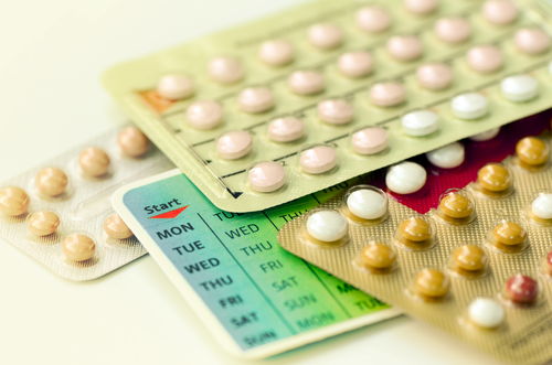 在妊娠前期不小心服用了避孕药,会影响胎儿发育吗