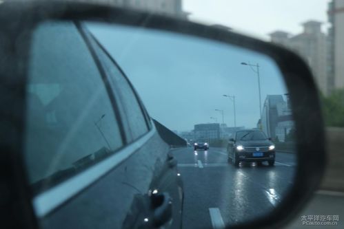 雨天驾驶迈锐宝,稳中带快