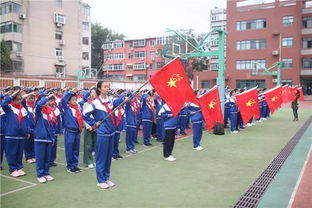 济南育英中学举行市中区 英雄中队 命名表彰大会 暨育英初一学生建队仪式