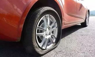 咋测轮胎是否漏气呢,怎样检测轮胎漏气汽车使用过程注意