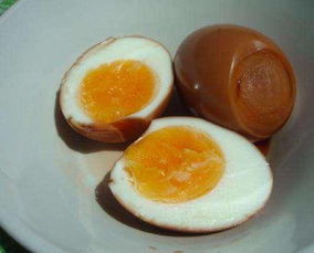 减肥能吃半熟的鸡蛋吗,半熟的鸡蛋和熟鸡蛋哪个的卡路里更高？
