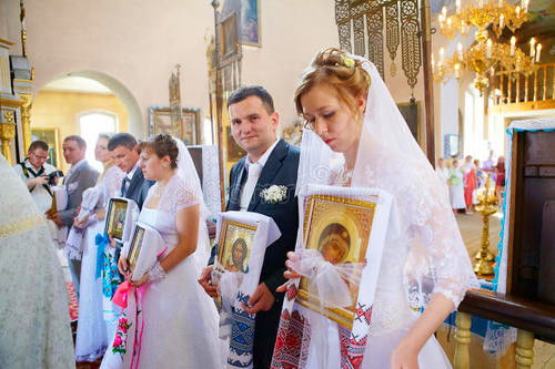 俄罗斯,为什么把法定结婚年龄定在14岁 14岁身体发育好了吗