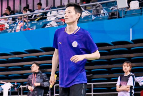 赛讯 清华羽毛球队获首都高校羽毛球锦标赛团体冠军