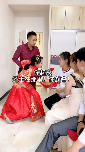 是什么原因让新娘对一个孕妇差点大打出手 