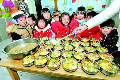 幼儿园菜谱 番茄鸡蛋面 ,孩子却说没鸡蛋,老师 面条含蛋