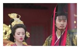皇帝要杀杨丽华,独孤伽罗叩头至流血,杨坚的做法很怪异