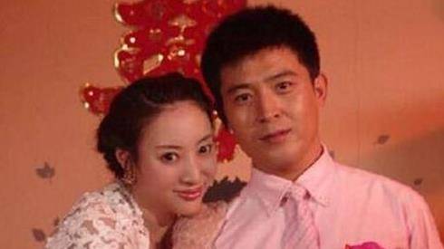 51岁小品演员孙涛,结婚多年妻子原来是她,颜值完全不输范冰冰