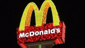 麦当劳原来是抢来的,真正的创始人却被赶走 一部美国商业电影