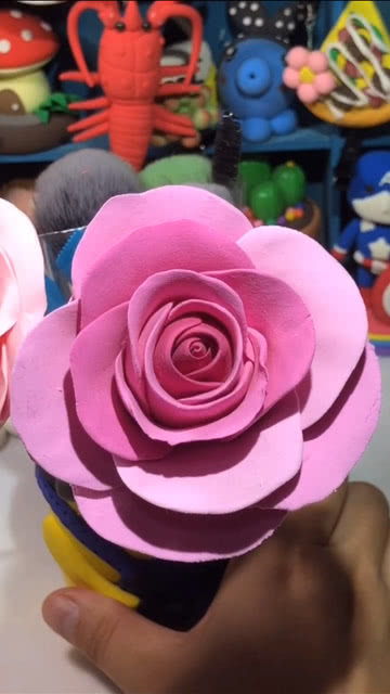 手工玫瑰花怎么做,手工玫瑰花制作？