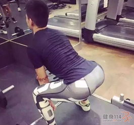 来看看Instagram上举办的男人翘臀大赛 