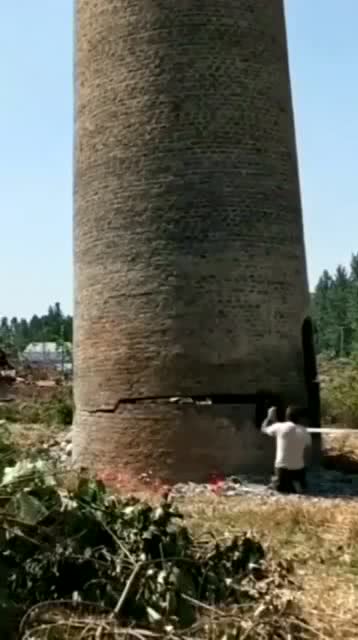 自古高手在民间,高塔倒下那一刻,我的下巴都快惊掉了 