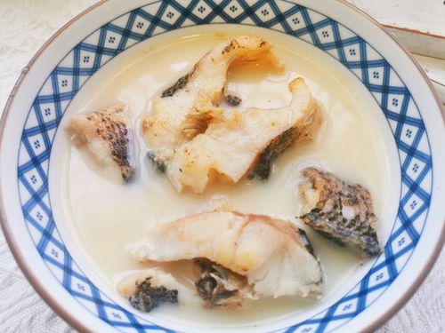 黑鱼汤如何炖出牛奶白 记住两个小窍门,汤鲜味美,没有土腥味