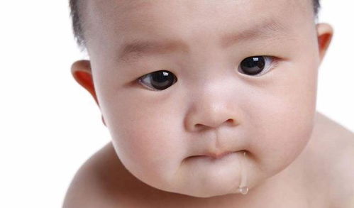 你家宝宝经常流口水吗 和这7个原因有关,教你具体的解决办法