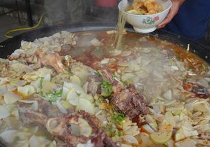 梦见饺子下锅煮