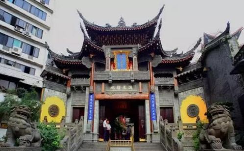 重庆人气最高的寺庙,是全国唯一僧尼合庙的寺庙,建筑物气势恢宏