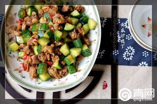 黄瓜丁炒鸭肉 香到家,辣够味