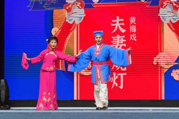 上海大世界百戏锦簇 北京老曲种重现氍毹