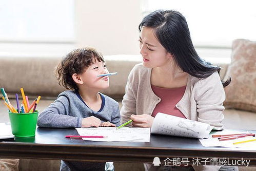 因家庭矛盾,女子抱婴儿跳河 生活很苦,孩子很甜,请做个积极的妈妈