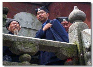 道教是中国本土宗教,可为什么我们看到的和尚多道士少 