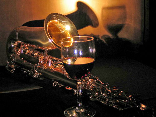 音乐可以让葡萄酒变得更美味 听觉与味觉的关系比你想象的更有趣