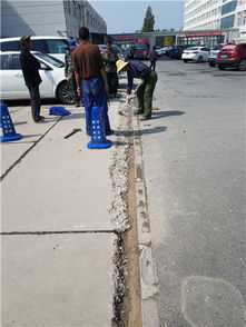 水泥路面边缘啃边怎么办 水泥路面啃边可以彻底修复吗