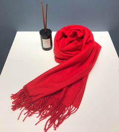 澳大利亚 IZR UGG 2号正红色围巾 尺寸200 70cm 25 羊绒 香港直邮