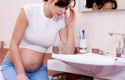 原创别再通过孕吐判断怀孕，女性身体出现以下特征，也是怀孕的表现