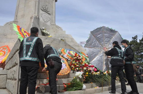 滴滴代驾吉林市公司清明节祭奠烈士