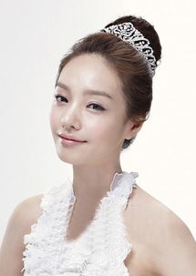 2013最新韩式新娘发型 演绎优雅高贵完美新娘 