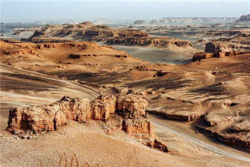 古代中国为什么要控制沙漠遍布的新疆,而不征服富饶的东南亚