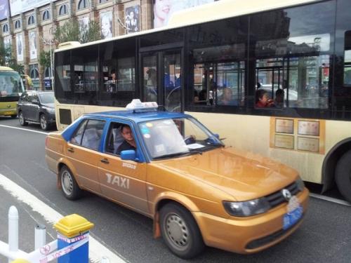 在哈尔滨开出租车都需要哪些条件 