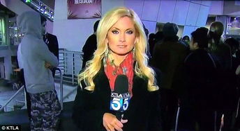 美国女记者现场直播时险遭男子袭击 