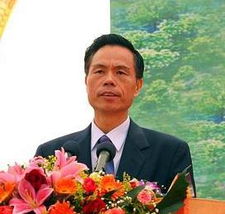 杨浩明 