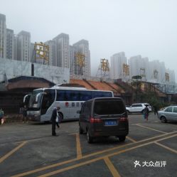 布吉那里能免费停车(南宝路哪里有免费的停车场)