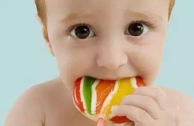爱上甜食怎么办 3个办法让宝宝少吃糖,远离蛀牙和肥胖