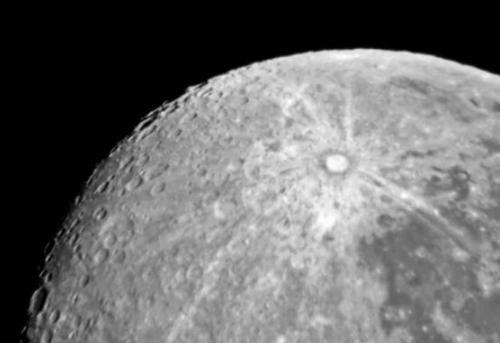 为什么月球 水星 金星表面会遍布陨石坑,而地球上却很难看到