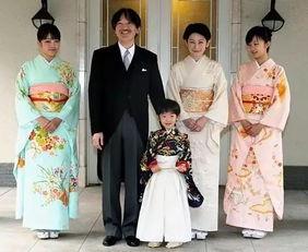 日本皇室最美公主佳子公主毕业,从小好看到大的人生赢家