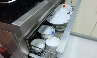 这样子洗碗,你就是在培养细菌再吃到肚子里 快别这么干了 