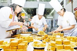 台湾凤梨酥成陆客最爱伴手礼 产值5年飙至250亿 