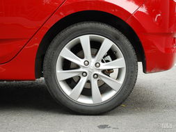 现代瑞纳两厢 1.4AT豪华型 GLS 轮胎整体 后轮 