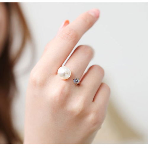 女生食指戴戒指什么意思,戒指怎么戴？ 不同手指戴戒指的含义是什么