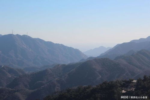 在长城上看到的崇山峻岭