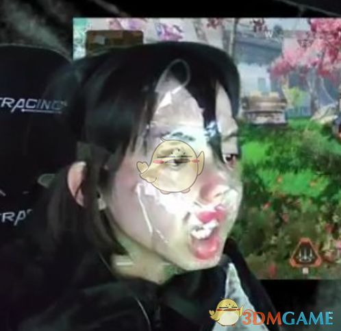 奇葩美女主播玩家游戏输了自罚 透明胶带缠脸引热议